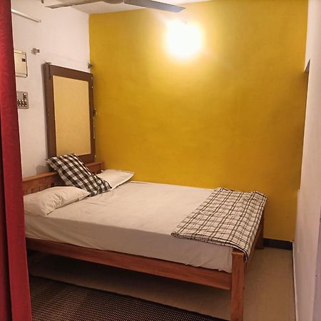 Nks Homestay بونديتْشيري المظهر الخارجي الصورة