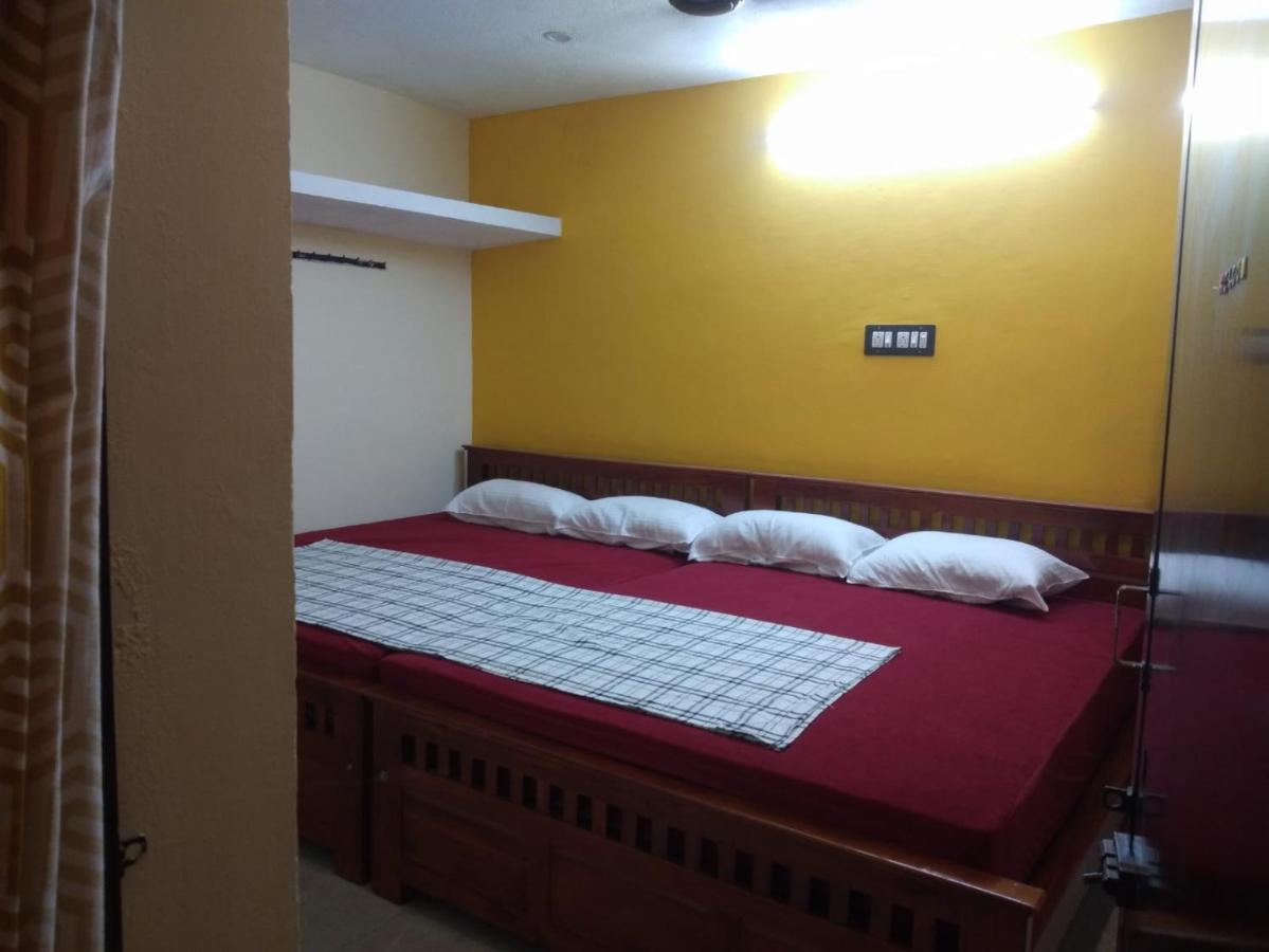Nks Homestay بونديتْشيري المظهر الخارجي الصورة