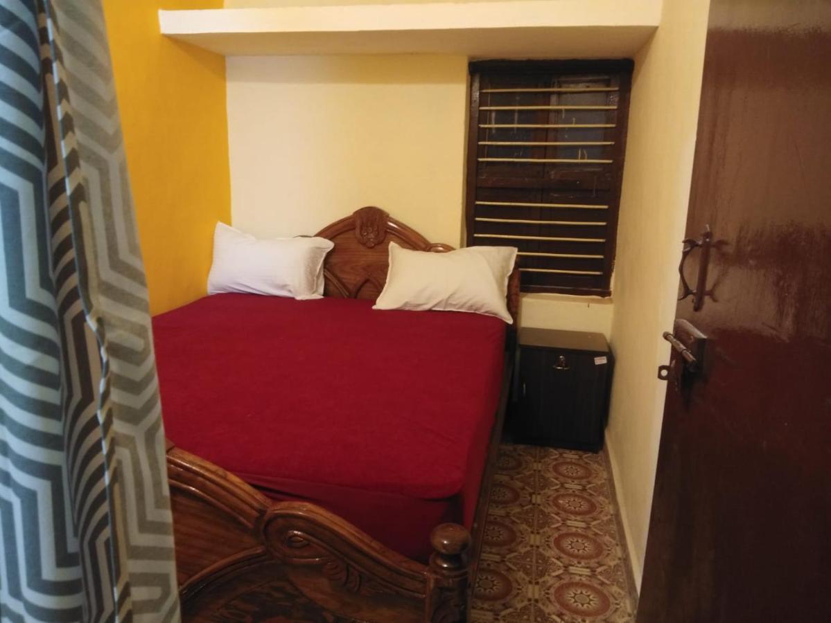 Nks Homestay بونديتْشيري المظهر الخارجي الصورة