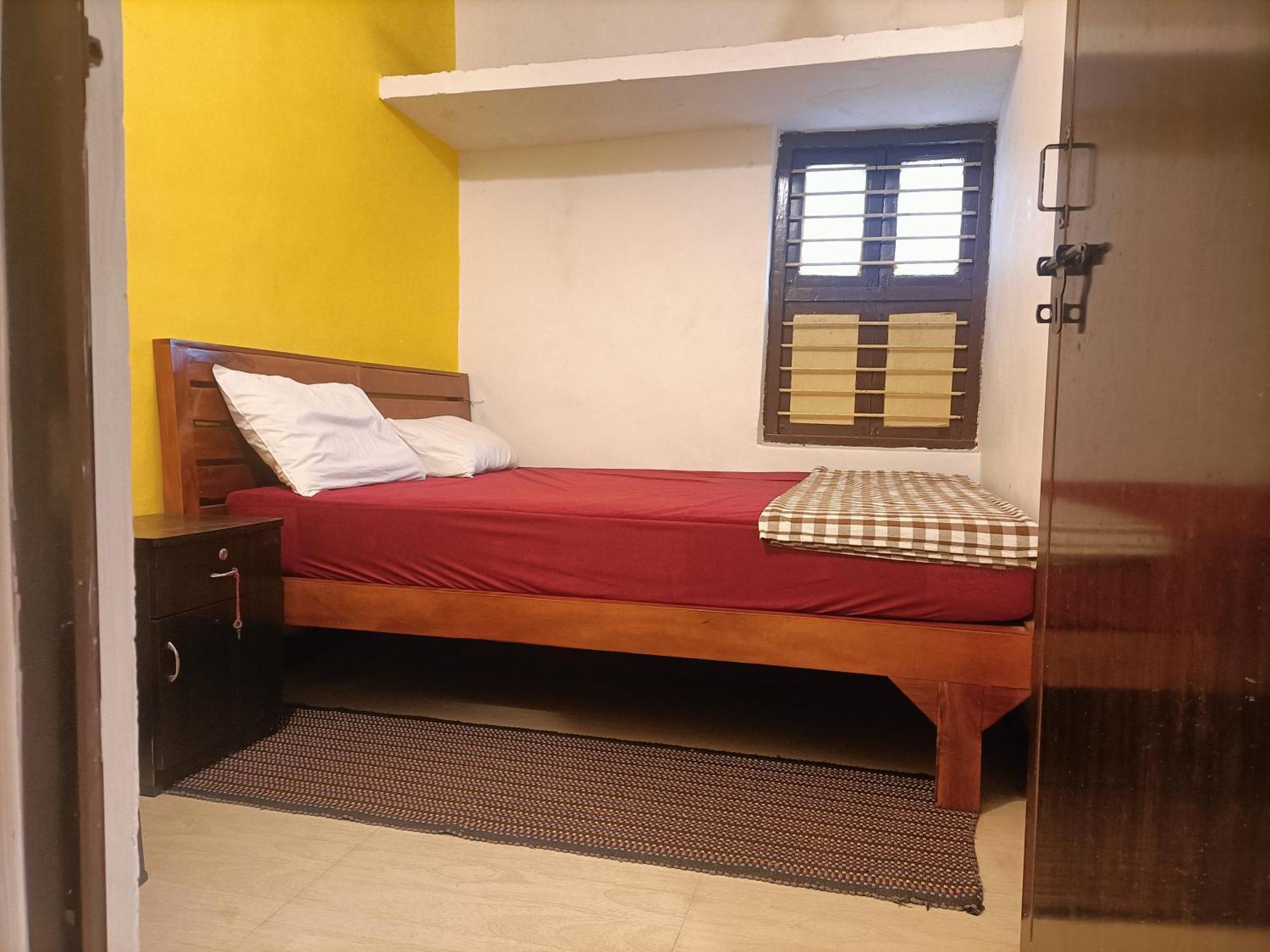 Nks Homestay بونديتْشيري المظهر الخارجي الصورة